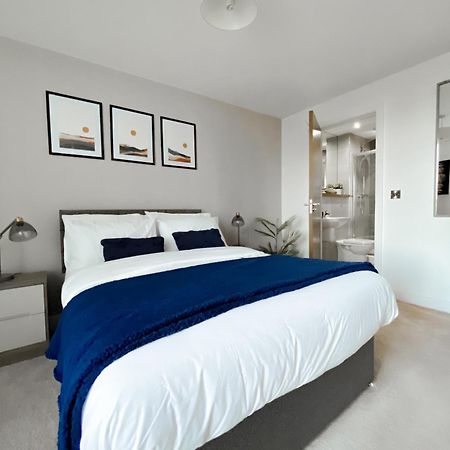 The Panda - Modern 2 Bedroom Apt In Manchester City Centre エクステリア 写真